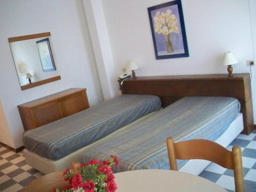 Rta Airone Aparthotel Orbetello Ruang foto